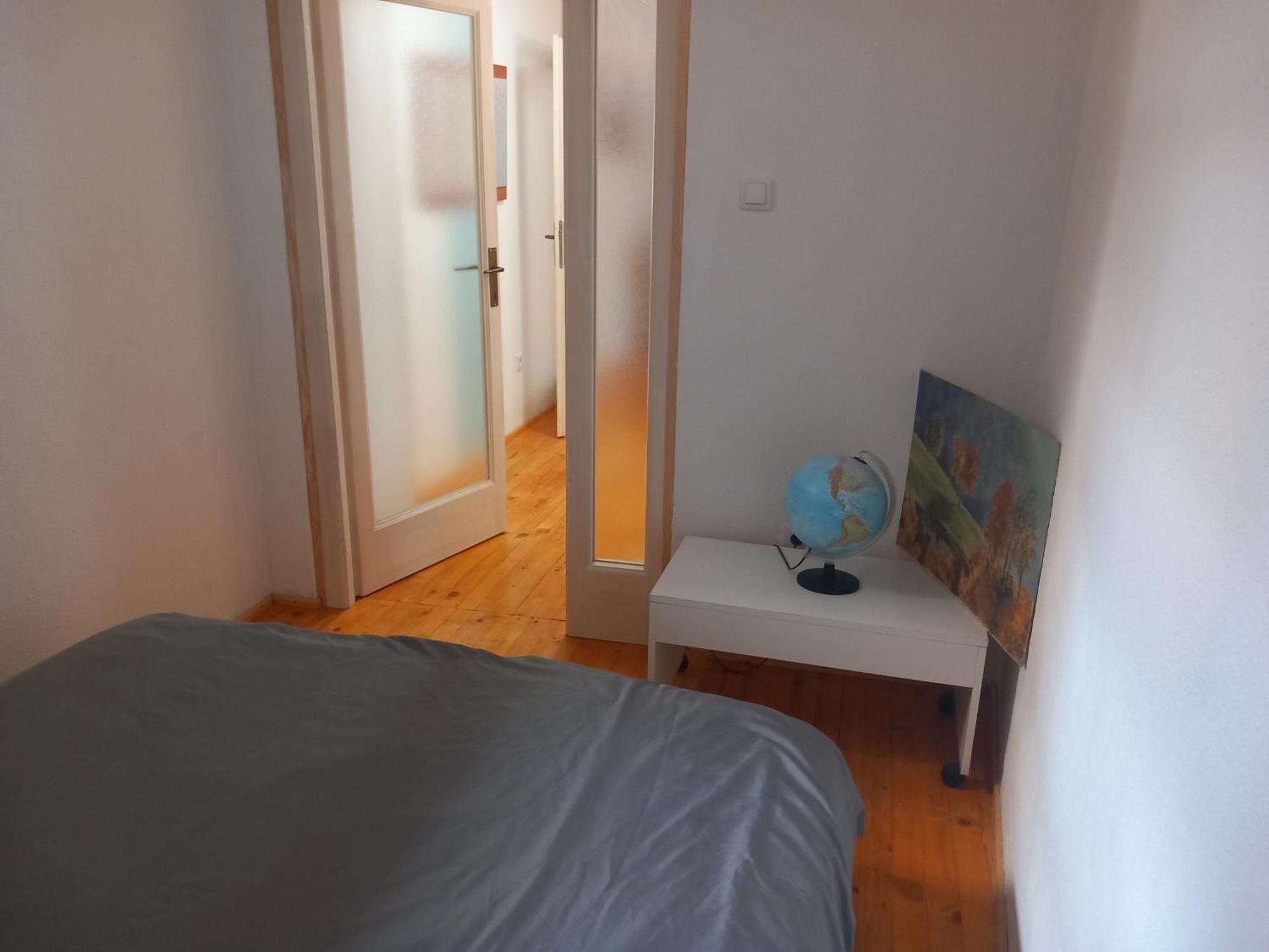 Apartments Hrvatin No 5 Сараево Стая снимка